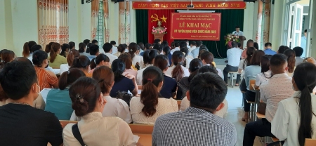 quang cảnh lễ khai mạc