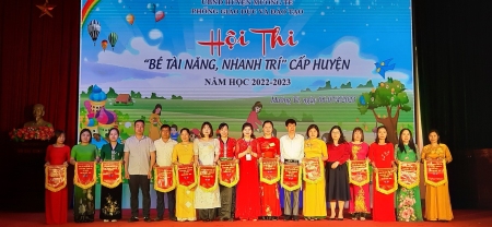 Hội thi “Bé tài năng, nhanh trí" cấp huyện năm học 2022 - 2023