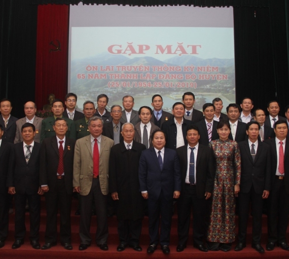 Gap-mat-on-lai-truyen-thong-65-nam-ngay-thanh-lap-DB-huyen-25-01-1954-25-01-2019-1.jpg